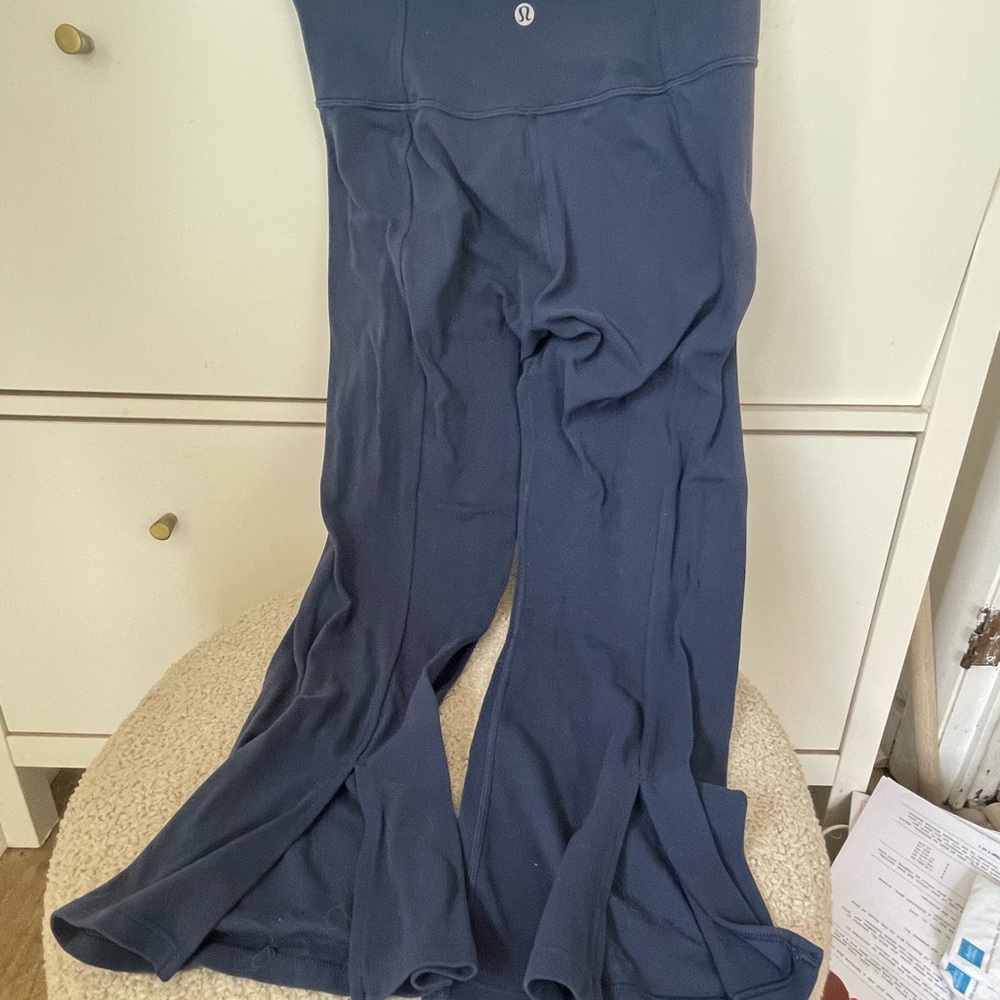Lululemon High Rise Crop